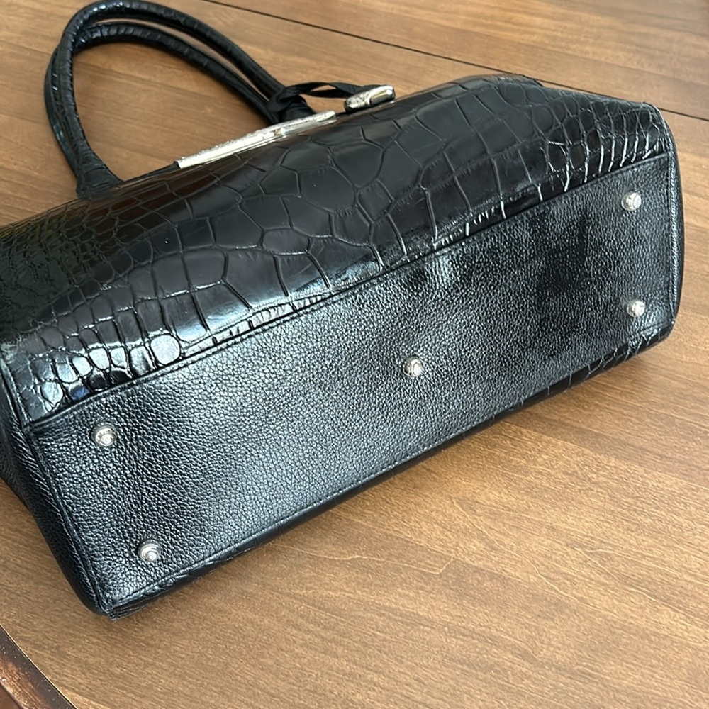 Brighton large black leather purse. Has pockets & compartments. Used but good. - Picture 4 of 14